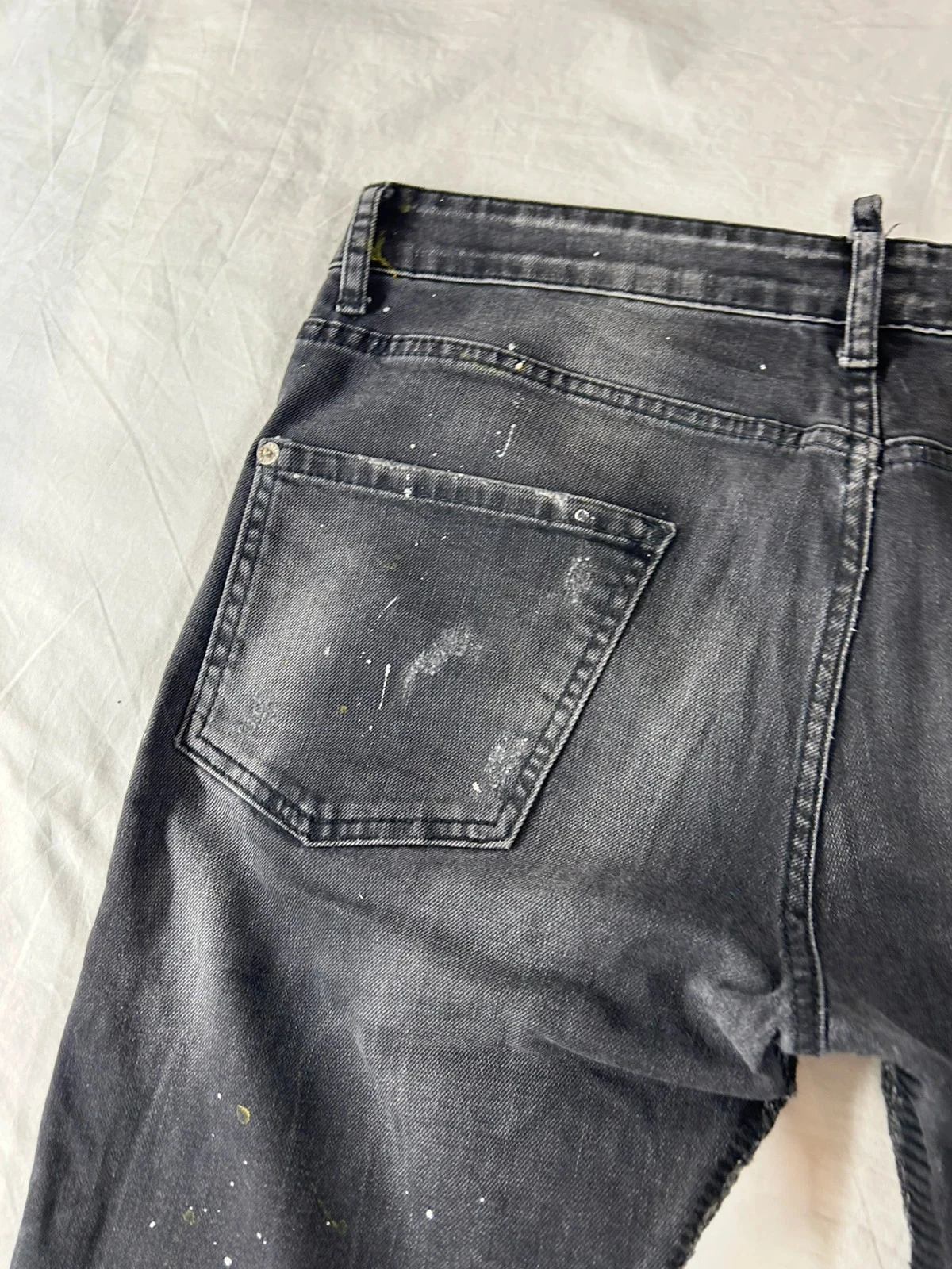 Jean rasgado preto dsquared2 tamanho 50 – photo 20